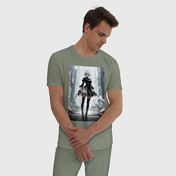 Пижама хлопковая мужская Девушка-андроид с катанами посреди руин, цвет: авокадо — фото 2