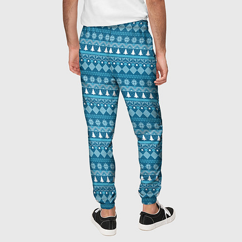 Мужские брюки Новогодний узор сине-белого цвета / 3D-принт – фото 4