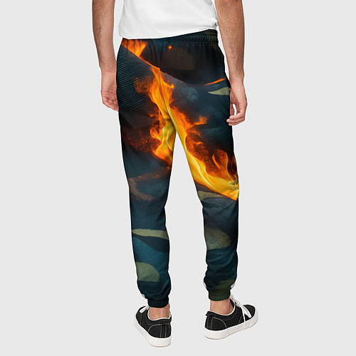 Мужские брюки Огонь на камуфляжной ткани / 3D-принт – фото 4