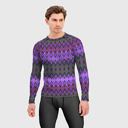 Рашгард мужской Серо-фиолетовый этнический геометрический узор, цвет: 3D-принт — фото 2