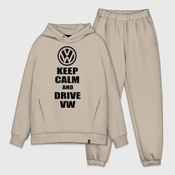 Мужской костюм оверсайз Keep Calm & Drive VW цвета миндальный — фото 1