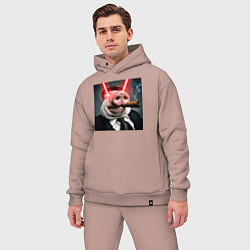 Мужской костюм оверсайз Свинья жестко курит, цвет: пыльно-розовый — фото 2