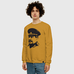 Свитшот хлопковый мужской Сталин в фуражке, цвет: горчичный — фото 2