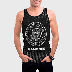 Майка-безрукавка мужская Ramones с потертостями на темном фоне, цвет: 3D-черный — фото 2