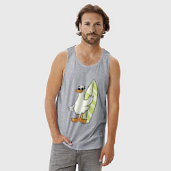 Майка мужская хлопок Гусь серфингист в очках, цвет: меланж — фото 2