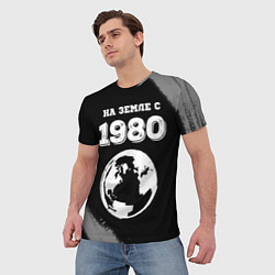 Футболка мужская На Земле с 1980: краска на темном, цвет: 3D-принт — фото 2