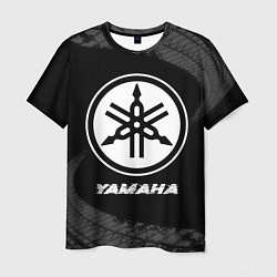 Мужская футболка Yamaha speed на темном фоне со следами шин