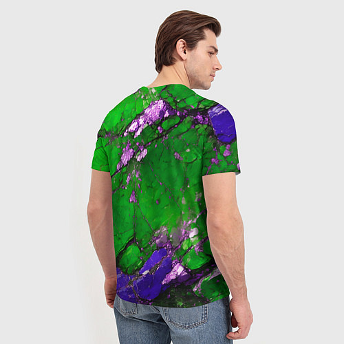 Мужская футболка A purple mineral in a green stone / 3D-принт – фото 4