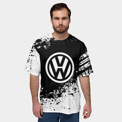 Футболка оверсайз мужская Volkswagen: Black Spray, цвет: 3D-принт — фото 2
