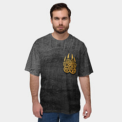 Футболка оверсайз мужская Волчий отпечаток золотом Символ Велеса, цвет: 3D-принт — фото 2