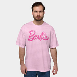 Футболка оверсайз мужская Барби - логотип на клетчатом фоне, цвет: 3D-принт — фото 2