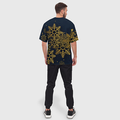 Мужская футболка оверсайз Золотые снежинки / 3D-принт – фото 4