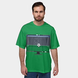 Футболка оверсайз мужская Футбольный мяч и ворота на экране монитора, цвет: 3D-принт — фото 2