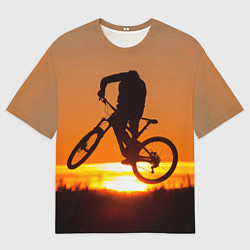 Футболка оверсайз мужская Велосипедист на закате, цвет: 3D-принт