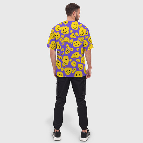 Мужская футболка оверсайз Расплывшийся смайлик на фиолетовом / 3D-принт – фото 4