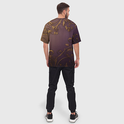 Мужская футболка оверсайз Золотистые узоры на фиолетовом фоне / 3D-принт – фото 4