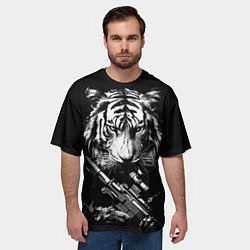 Футболка оверсайз мужская Тигр с винтовкой, цвет: 3D-принт — фото 2