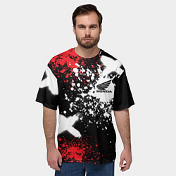 Футболка оверсайз мужская Хонда на фоне граффити и брызг красок, цвет: 3D-принт — фото 2