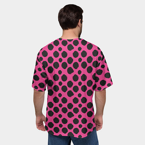 Мужская футболка оверсайз Гороховый тренд черный на розовом фоне / 3D-принт – фото 4