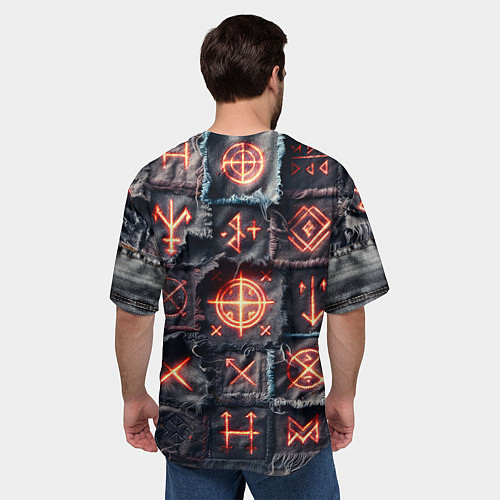 Мужская футболка оверсайз Символы викингов на пэчворк джинсах / 3D-принт – фото 4