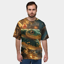Футболка оверсайз мужская Змея в новогодней елочке, цвет: 3D-принт — фото 2
