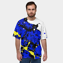 Футболка оверсайз мужская Сине-жёлтая абстракция на белом фоне, цвет: 3D-принт — фото 2