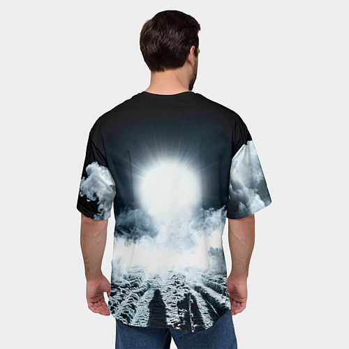 Мужская футболка оверсайз Лыжник идет в гору в ночи / 3D-принт – фото 4