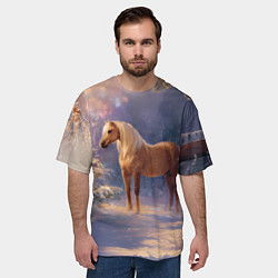 Футболка оверсайз мужская Лошадка в новогоднем лесу, цвет: 3D-принт — фото 2