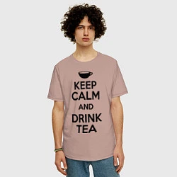 Футболка оверсайз мужская Keep Calm & Drink Tea, цвет: пыльно-розовый — фото 2
