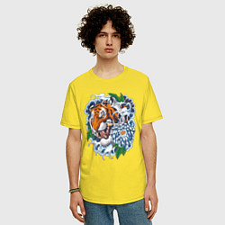 Футболка оверсайз мужская Тигр в цветах, цвет: желтый — фото 2