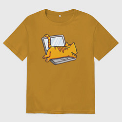 Футболка оверсайз мужская Котик лежит на ноутбуке, цвет: горчичный