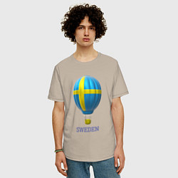 Футболка оверсайз мужская 3d aerostat Sweden flag, цвет: миндальный — фото 2