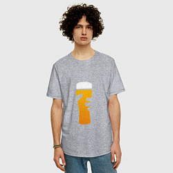 Футболка оверсайз мужская Бокал пива в руке, цвет: меланж — фото 2