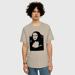 Футболка оверсайз мужская Mona Lisa in black white, цвет: миндальный — фото 2