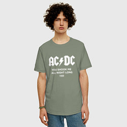 Футболка оверсайз мужская AC DC - You shook me all night long 1980, цвет: авокадо — фото 2