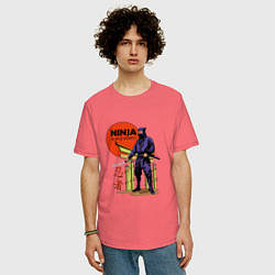 Футболка оверсайз мужская Опасный ниндзя, цвет: коралловый — фото 2