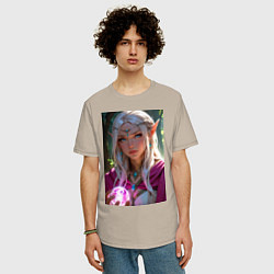 Футболка оверсайз мужская Прекрасная эльфийка с магической сферой, цвет: миндальный — фото 2