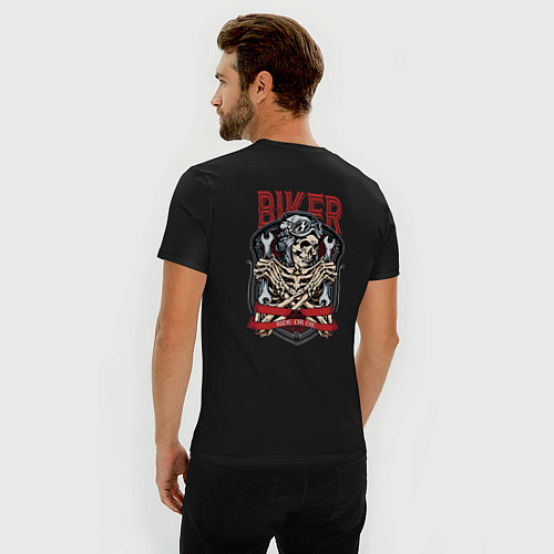 Мужская slim-футболка Cool biker Skull / Черный – фото 4