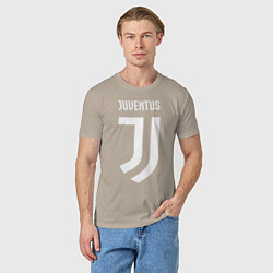 Футболка хлопковая мужская FC Juventus, цвет: миндальный — фото 2