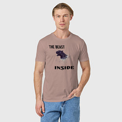 Футболка хлопковая мужская The beast inside, цвет: пыльно-розовый — фото 2