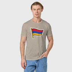 Футболка хлопковая мужская Флаг Армении, цвет: миндальный — фото 2