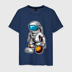 Мужская футболка Космонавт играет планетой