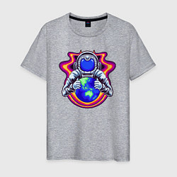 Мужская футболка Космонавт возле планеты