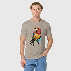 Футболка хлопковая мужская Акварельный попугай, цвет: миндальный — фото 2