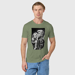 Футболка хлопковая мужская Барби и Кен - киберпанк эскиз, цвет: авокадо — фото 2