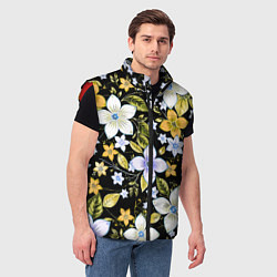 Мужской жилет Жёлто-белые цветы на чёрном фоне, цвет: 3D-красный — фото 2