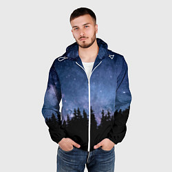 Ветровка с капюшоном мужская НОЧНОЙ ЛЕС И ЗВЕЗДЫ, цвет: 3D-белый — фото 2