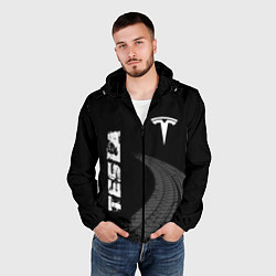 Ветровка с капюшоном мужская Tesla speed на темном фоне со следами шин вертикал, цвет: 3D-черный — фото 2