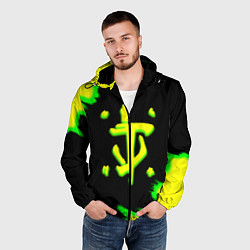Ветровка с капюшоном мужская Doom огненное лого краски, цвет: 3D-черный — фото 2