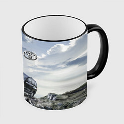Кружка цветная Toyota Land Cruiser Prado на скальных камнях Mount